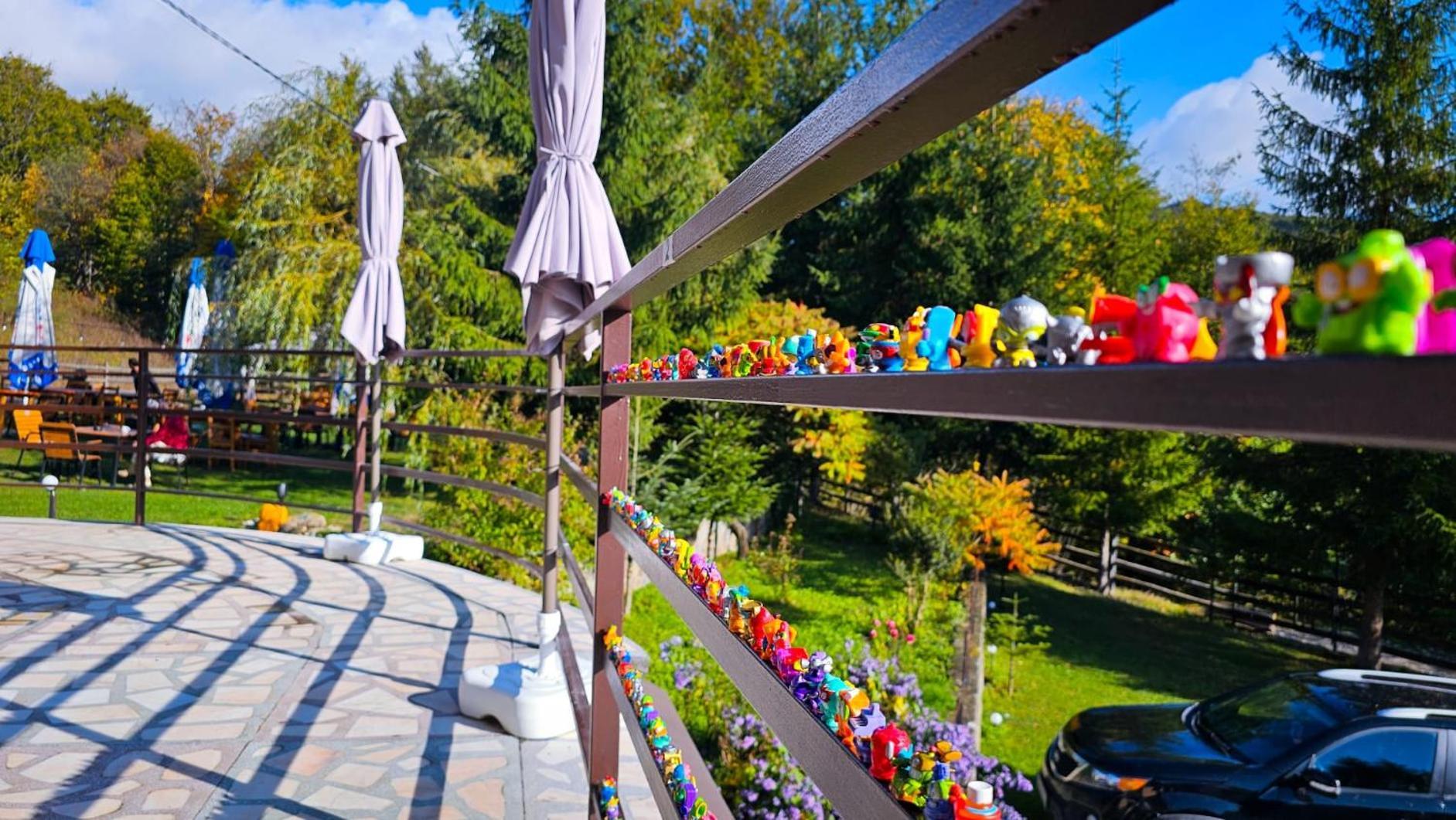 Pensiunea La Taverna Trăisteni Exterior foto